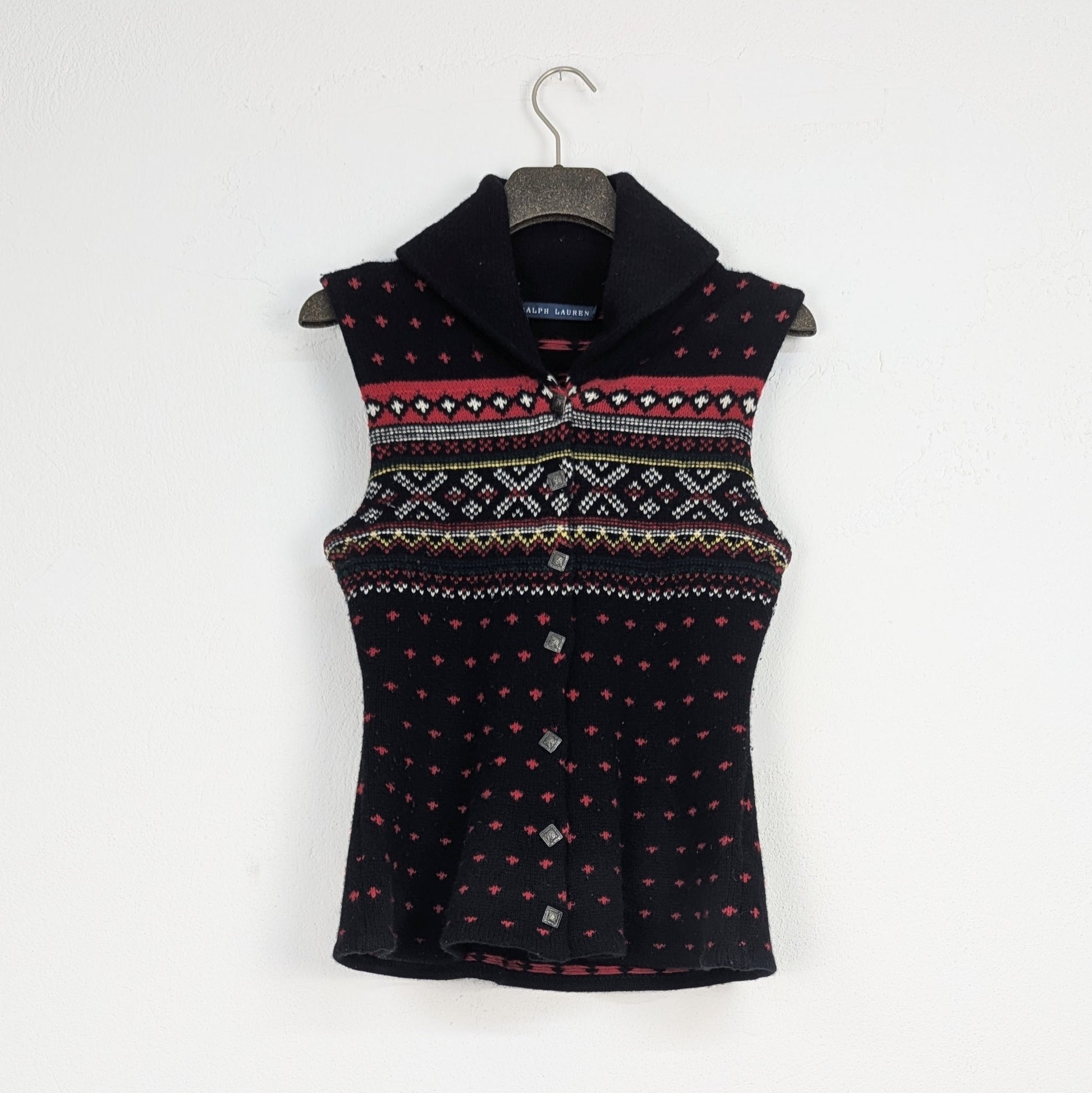 Kuratierter Vintage Onlineshop nachhaltige Secondhand Kleidung online kaufen, Online Shop Vintage, Vintage Online Shop, Second Hand Online Shop, gebraucht, zweite Hand, reused, preloved, Y2K, thriftshop, thriftstore, thrifting, thrift shop, thrift store