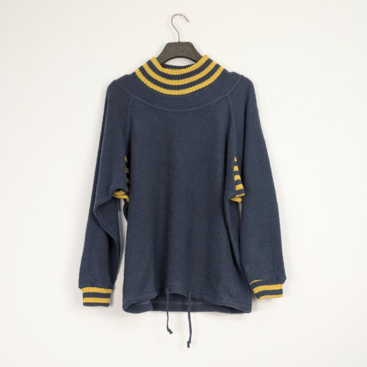 Kuratierter Vintage Onlineshop nachhaltige Secondhand Kleidung online kaufen, Online Shop Vintage, Vintage Online Shop, Second Hand Online Shop, gebraucht, zweite Hand, reused, preloved, Y2K, thriftshop, thriftstore, thrifting, thrift shop, thrift store