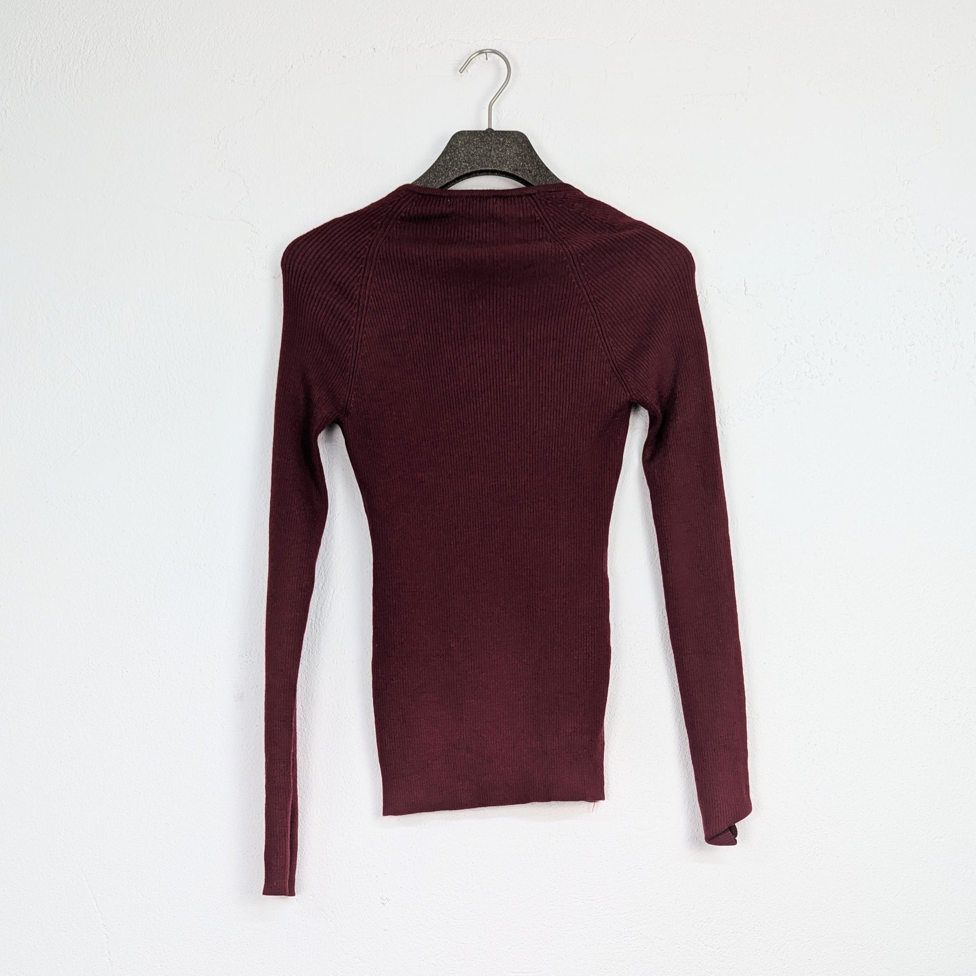 Kuratierter Vintage Onlineshop nachhaltige Secondhand Kleidung online kaufen, Online Shop Vintage, Vintage Online Shop, Second Hand Online Shop, gebraucht, zweite Hand, reused, preloved, Y2K, thriftshop, thriftstore, thrifting, thrift shop, thrift store