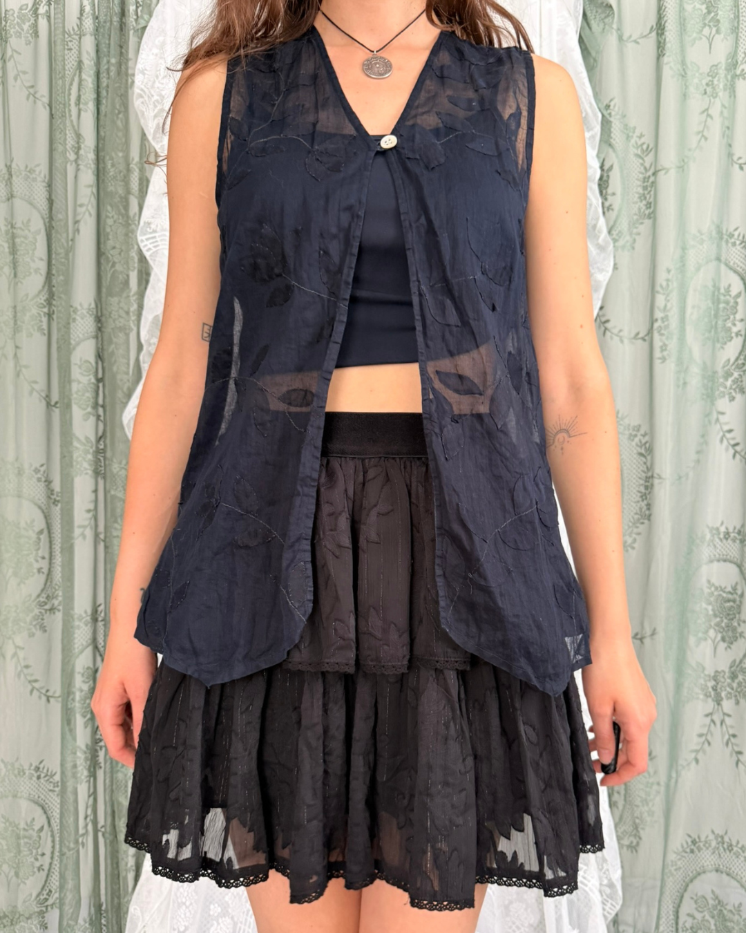 Vintage French Connection Top Weste dunkelblau semitransparent Teos Vintage Online Shop Second Hand Stuttgart