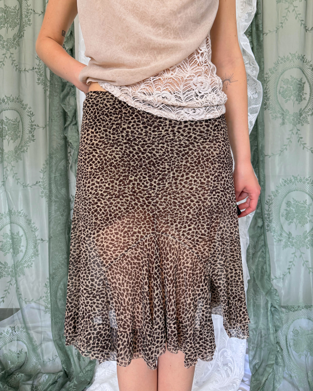 Vintage Marvel by la Perlao Midirock asymmetrisch Leo Print Teos Vintage Onlineshop
